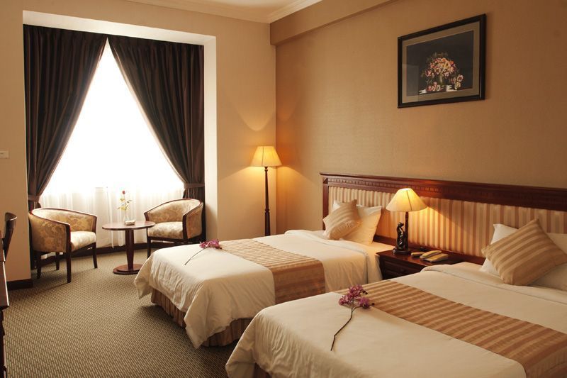 הלונג Aloha Halong Hotel מראה חיצוני תמונה