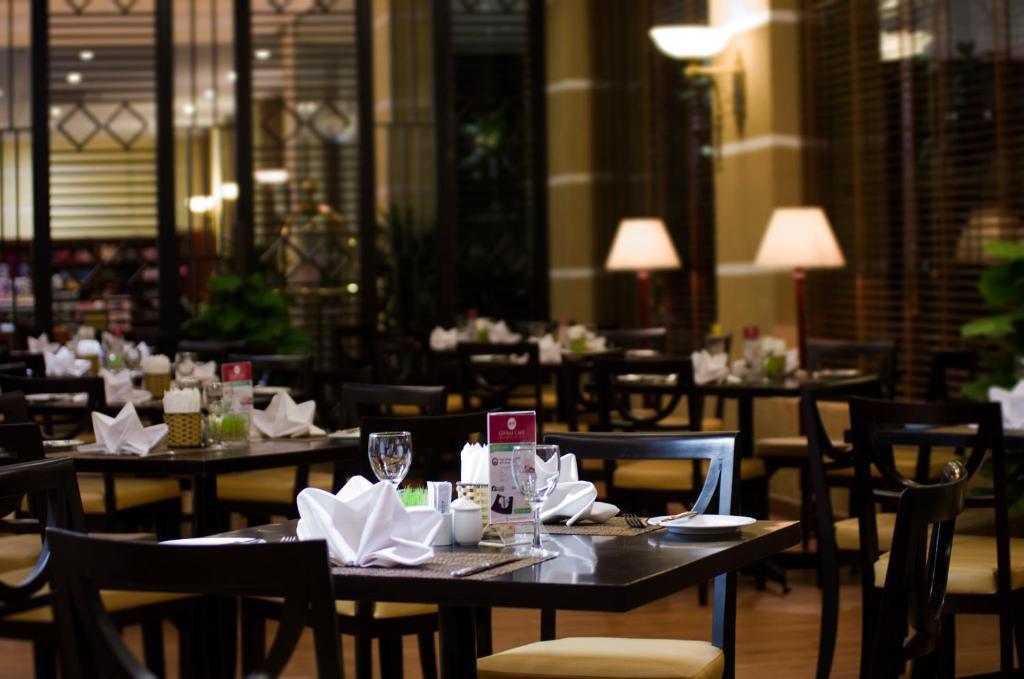 הלונג Aloha Halong Hotel מראה חיצוני תמונה