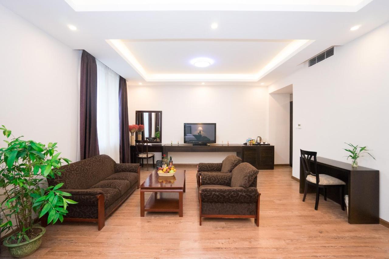 הלונג Aloha Halong Hotel מראה חיצוני תמונה